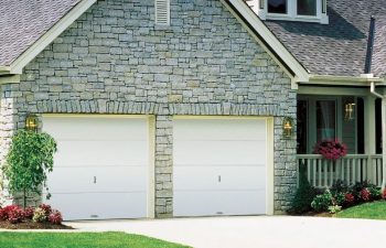 Clopay Classic™ Wood garage door
