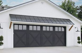 Clopay Reserve® Wood Extira® garage door